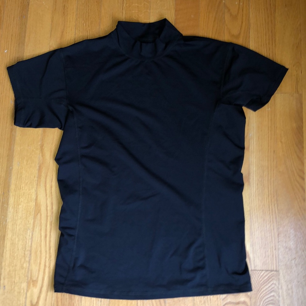 Patagonia mock short sleeved shirt
